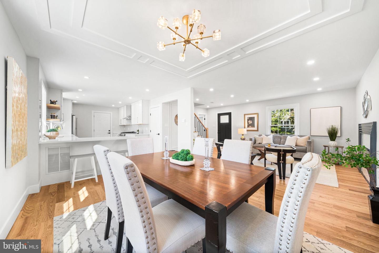 4122 17TH ST N, ARLINGTON, Virginia 22207, 5 Bedrooms Bedrooms, 9 Rooms Rooms,3 BathroomsBathrooms,Residential,For sale,4122 17TH ST N,VAAR2064630 MLS # VAAR2064630