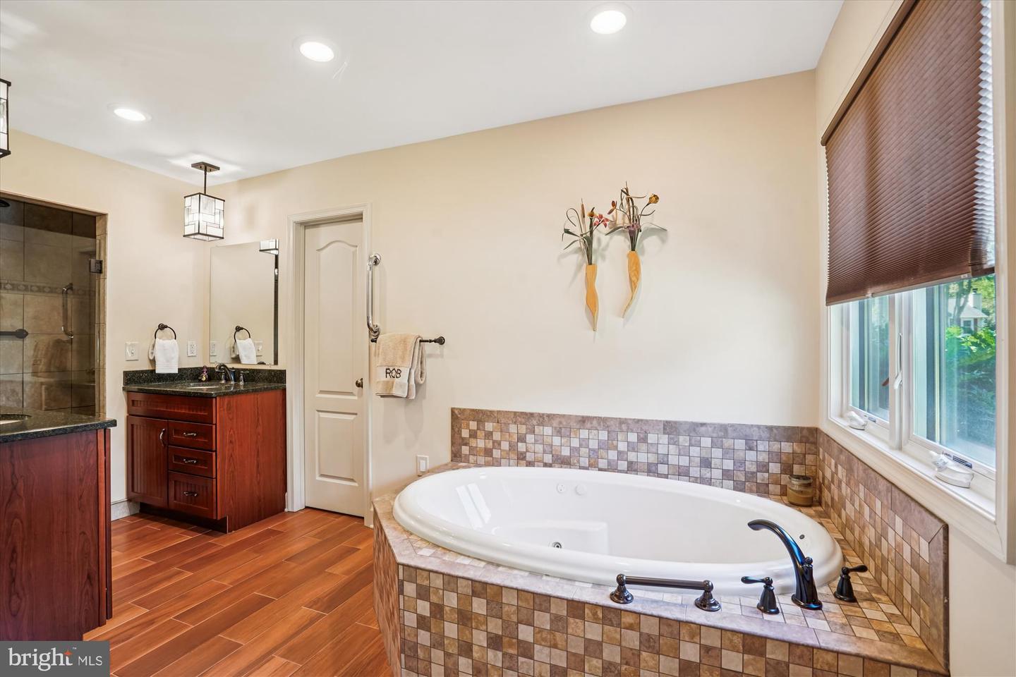 12328 BUNCHE RD, FAIRFAX, Virginia 22030, 4 Bedrooms Bedrooms, ,2 BathroomsBathrooms,Residential,For sale,12328 BUNCHE RD,VAFX2273104 MLS # VAFX2273104