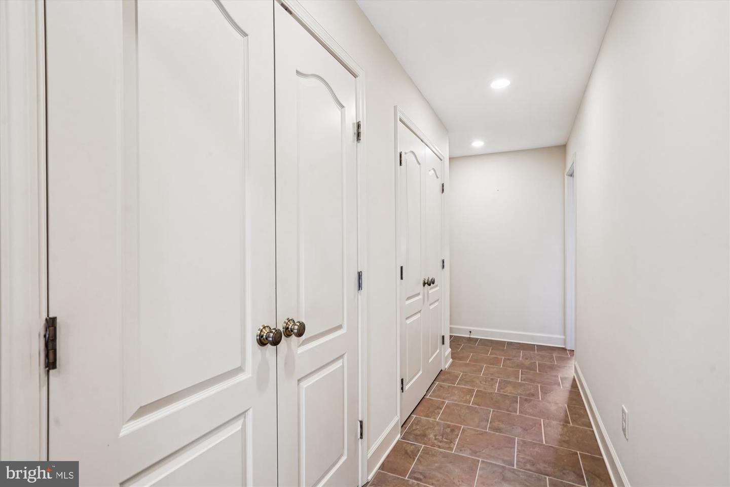 12328 BUNCHE RD, FAIRFAX, Virginia 22030, 4 Bedrooms Bedrooms, ,2 BathroomsBathrooms,Residential,For sale,12328 BUNCHE RD,VAFX2273104 MLS # VAFX2273104