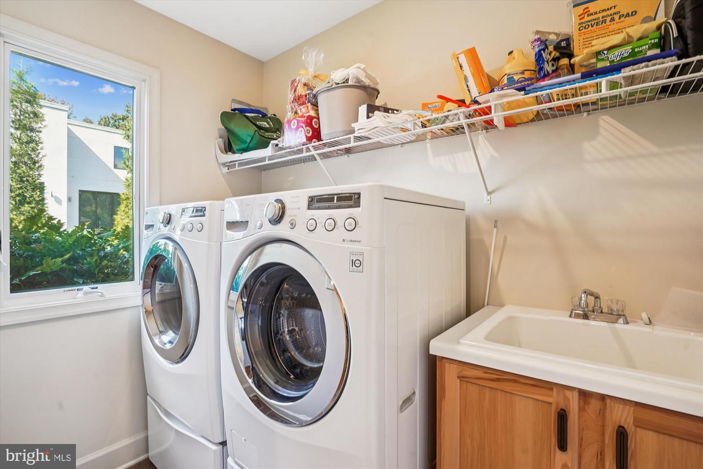 12328 BUNCHE RD, FAIRFAX, Virginia 22030, 4 Bedrooms Bedrooms, ,2 BathroomsBathrooms,Residential,For sale,12328 BUNCHE RD,VAFX2273104 MLS # VAFX2273104