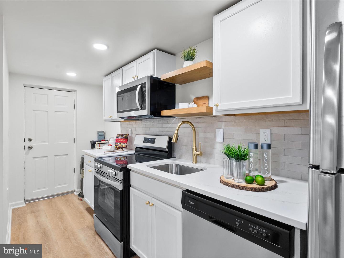 30 FARRAGUT PL NW, WASHINGTON, District Of Columbia 20011, 4 Bedrooms Bedrooms, ,3 BathroomsBathrooms,Residential,For sale,30 FARRAGUT PL NW,DCDC2225868 MLS # DCDC2225868