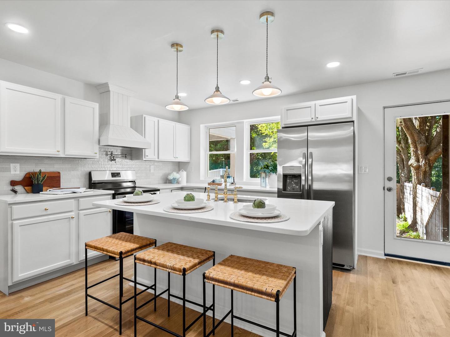 30 FARRAGUT PL NW, WASHINGTON, District Of Columbia 20011, 4 Bedrooms Bedrooms, ,3 BathroomsBathrooms,Residential,For sale,30 FARRAGUT PL NW,DCDC2225868 MLS # DCDC2225868