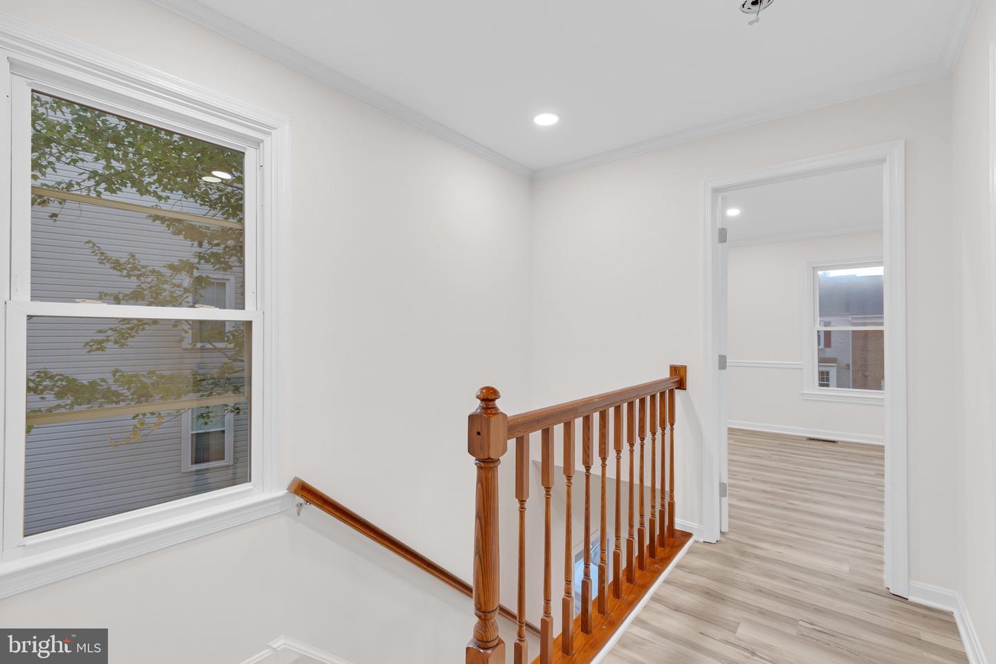 8108 SQUIRREL RUN RD, SPRINGFIELD, Virginia 22152, 3 Bedrooms Bedrooms, ,3 BathroomsBathrooms,Residential,For sale,8108 SQUIRREL RUN RD,VAFX2273172 MLS # VAFX2273172