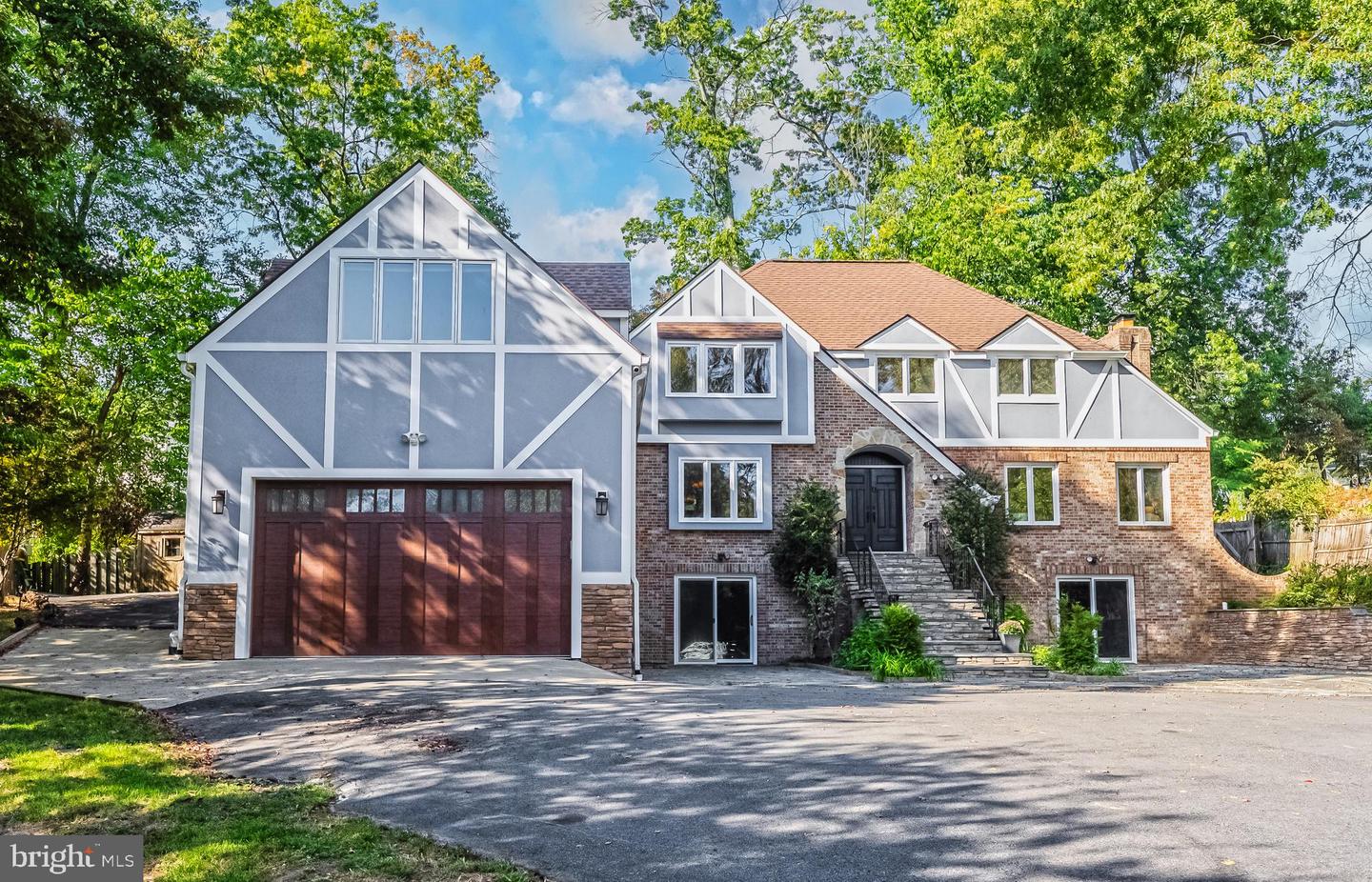 2352 CEDAR LN, VIENNA, Virginia 22182, 4 Bedrooms Bedrooms, ,3 BathroomsBathrooms,Residential,For sale,2352 CEDAR LN,VAFX2273198 MLS # VAFX2273198