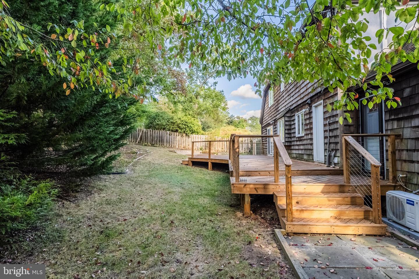 2352 CEDAR LN, VIENNA, Virginia 22182, 4 Bedrooms Bedrooms, ,3 BathroomsBathrooms,Residential,For sale,2352 CEDAR LN,VAFX2273198 MLS # VAFX2273198