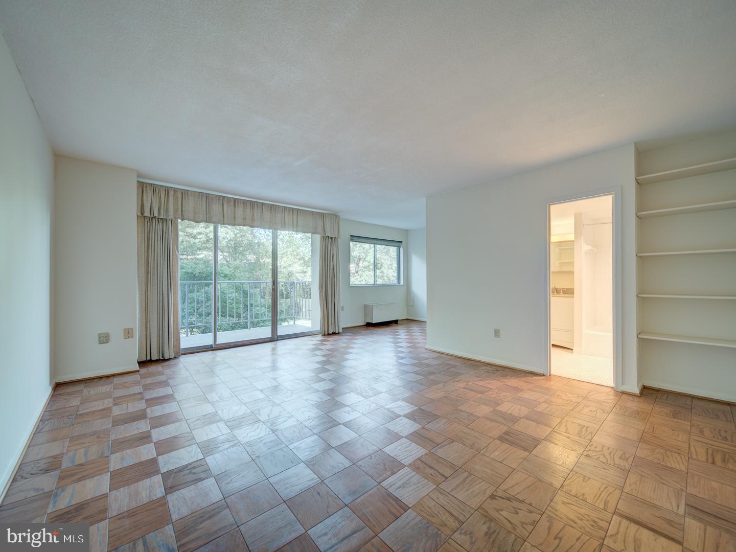 2059 HUNTINGTON AVE #300, ALEXANDRIA, Virginia 22303, ,1 BathroomBathrooms,Residential,For sale,2059 HUNTINGTON AVE #300,VAFX2273394 MLS # VAFX2273394