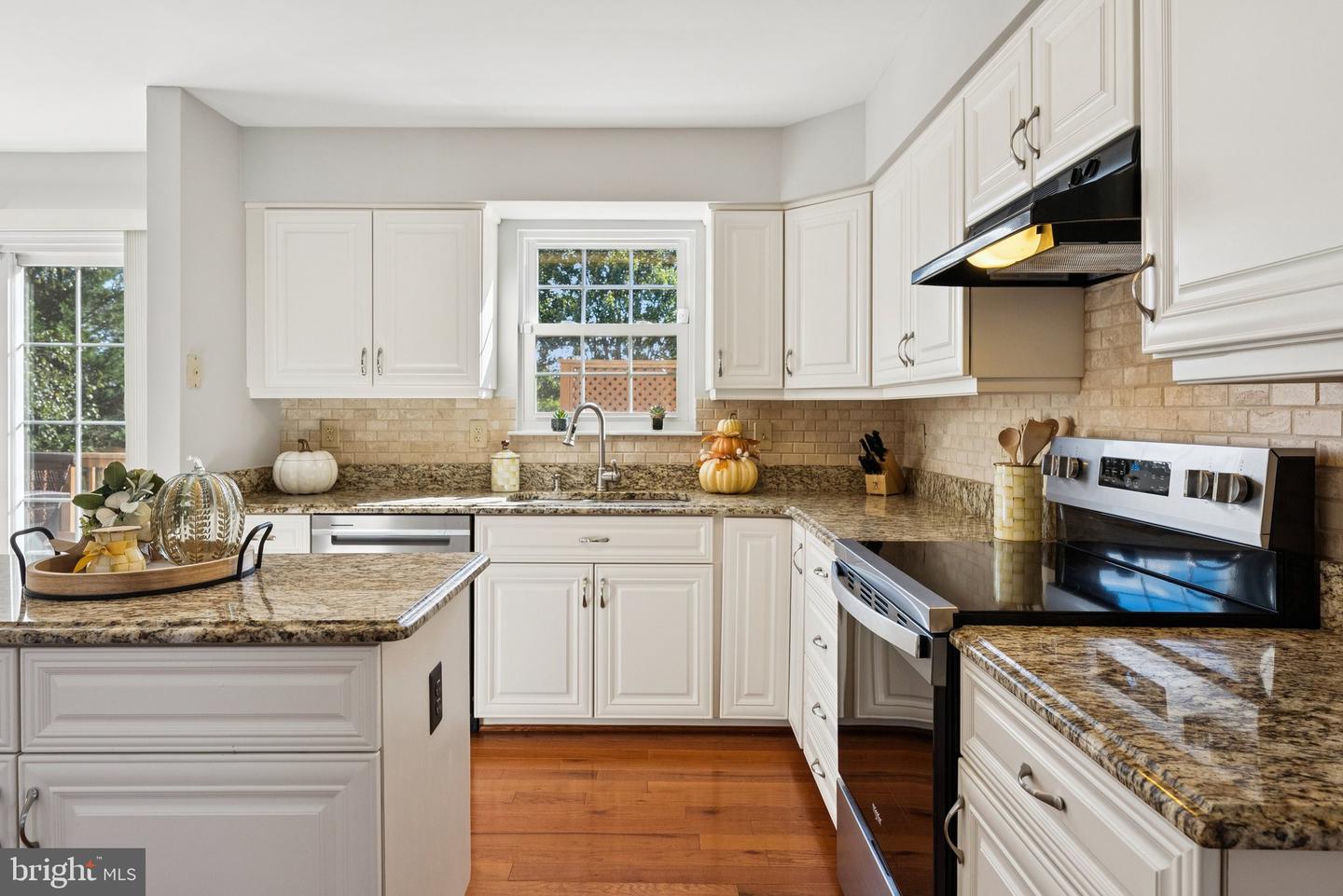 9579 MANASSAS FORGE DR, MANASSAS, Virginia 20111, 5 Bedrooms Bedrooms, ,3 BathroomsBathrooms,Residential,For sale,9579 MANASSAS FORGE DR,VAPW2105648 MLS # VAPW2105648