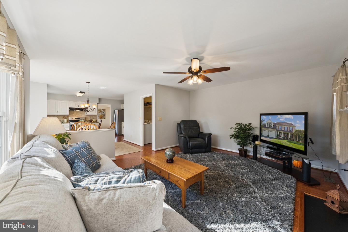 9579 MANASSAS FORGE DR, MANASSAS, Virginia 20111, 5 Bedrooms Bedrooms, ,3 BathroomsBathrooms,Residential,For sale,9579 MANASSAS FORGE DR,VAPW2105648 MLS # VAPW2105648