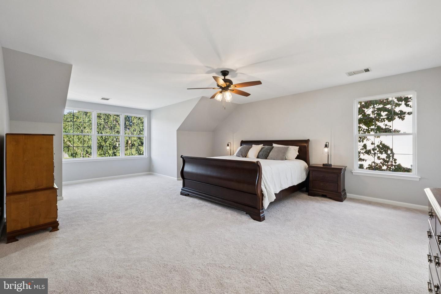 9579 MANASSAS FORGE DR, MANASSAS, Virginia 20111, 5 Bedrooms Bedrooms, ,3 BathroomsBathrooms,Residential,For sale,9579 MANASSAS FORGE DR,VAPW2105648 MLS # VAPW2105648
