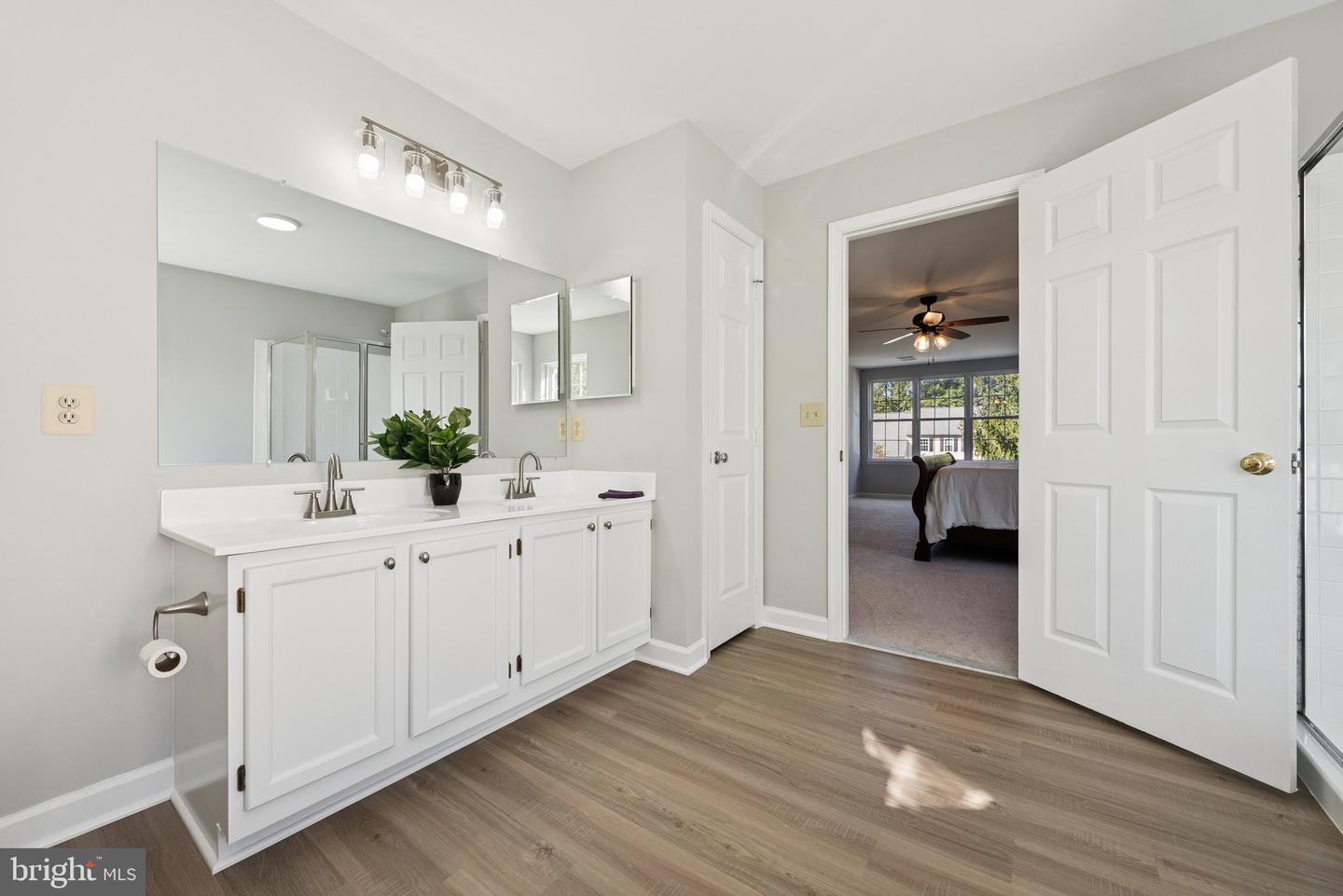 9579 MANASSAS FORGE DR, MANASSAS, Virginia 20111, 5 Bedrooms Bedrooms, ,3 BathroomsBathrooms,Residential,For sale,9579 MANASSAS FORGE DR,VAPW2105648 MLS # VAPW2105648