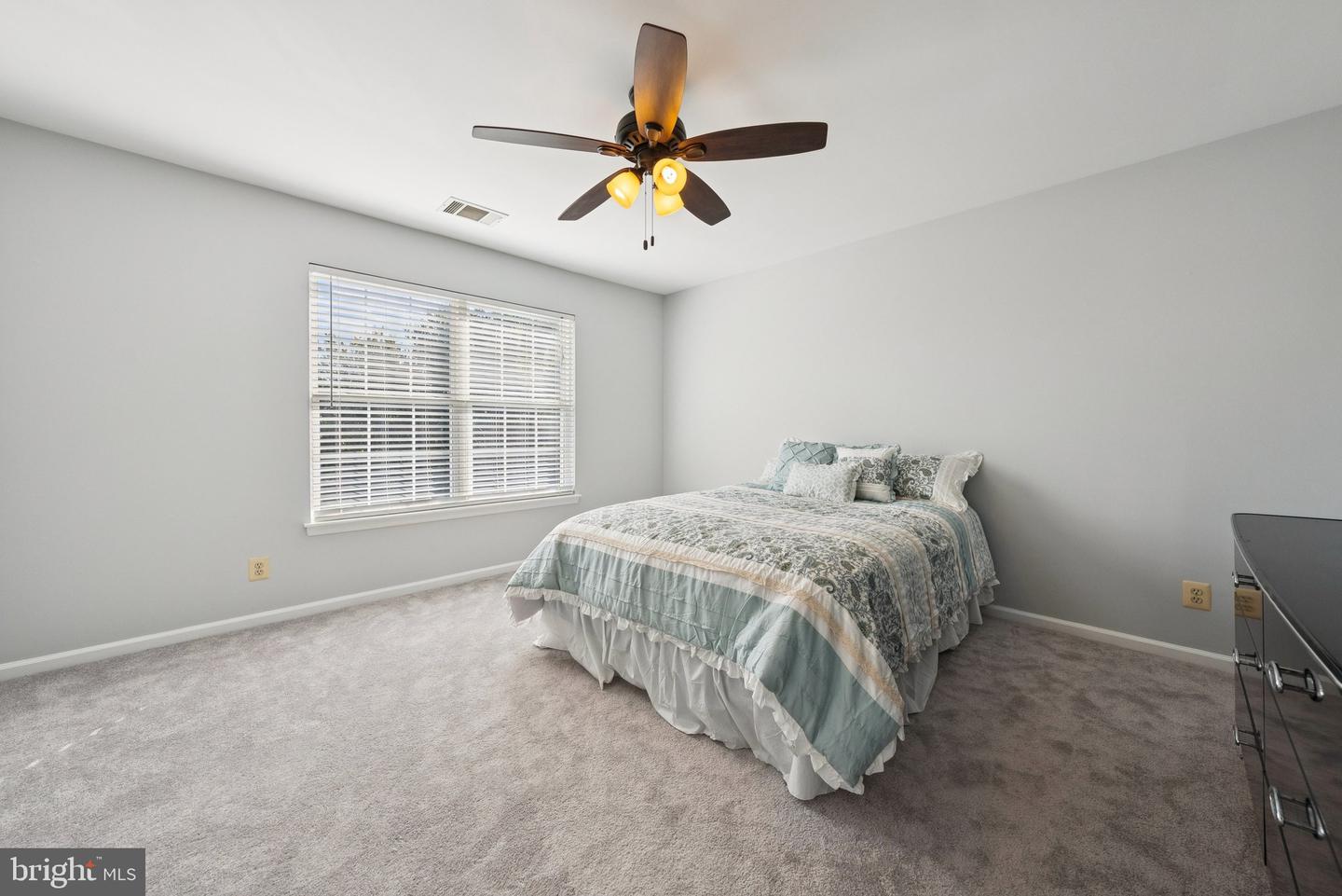 9579 MANASSAS FORGE DR, MANASSAS, Virginia 20111, 5 Bedrooms Bedrooms, ,3 BathroomsBathrooms,Residential,For sale,9579 MANASSAS FORGE DR,VAPW2105648 MLS # VAPW2105648