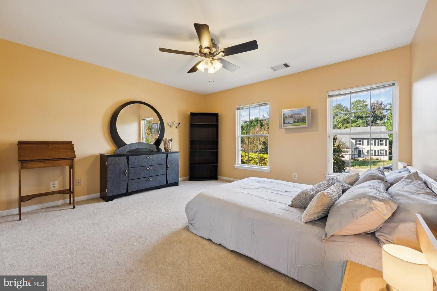 9579 MANASSAS FORGE DR, MANASSAS, Virginia 20111, 5 Bedrooms Bedrooms, ,3 BathroomsBathrooms,Residential,For sale,9579 MANASSAS FORGE DR,VAPW2105648 MLS # VAPW2105648