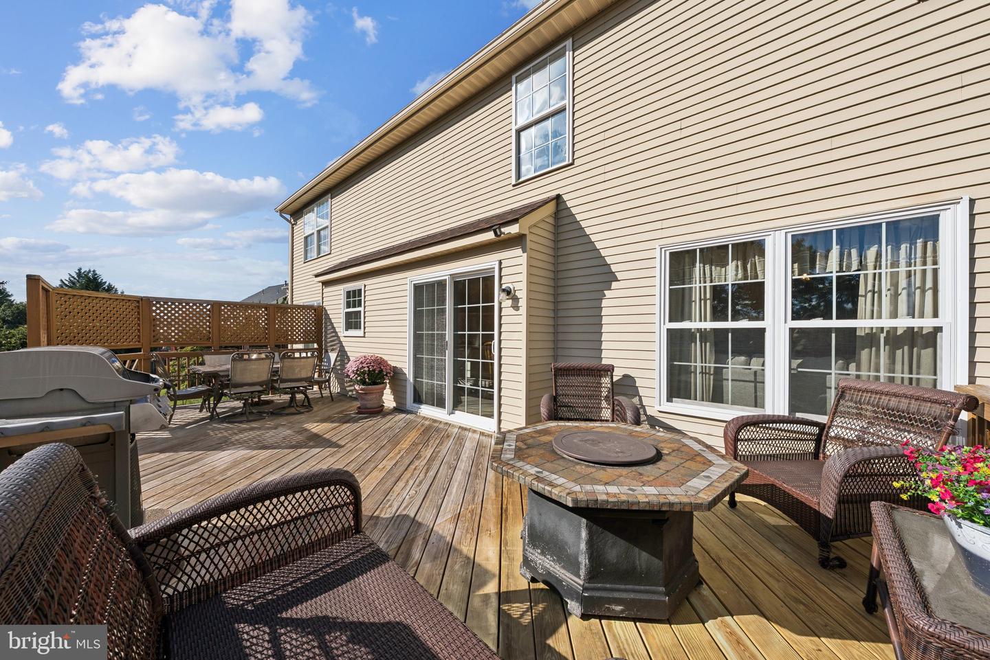 9579 MANASSAS FORGE DR, MANASSAS, Virginia 20111, 5 Bedrooms Bedrooms, ,3 BathroomsBathrooms,Residential,For sale,9579 MANASSAS FORGE DR,VAPW2105648 MLS # VAPW2105648