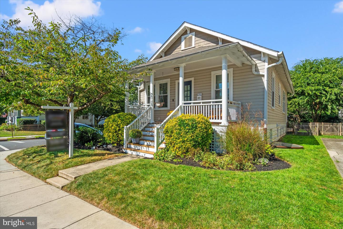 100 E CUSTIS AVE, ALEXANDRIA, Virginia 22301, 2 Bedrooms Bedrooms, ,2 BathroomsBathrooms,Residential,For sale,100 E CUSTIS AVE,VAAX2050664 MLS # VAAX2050664