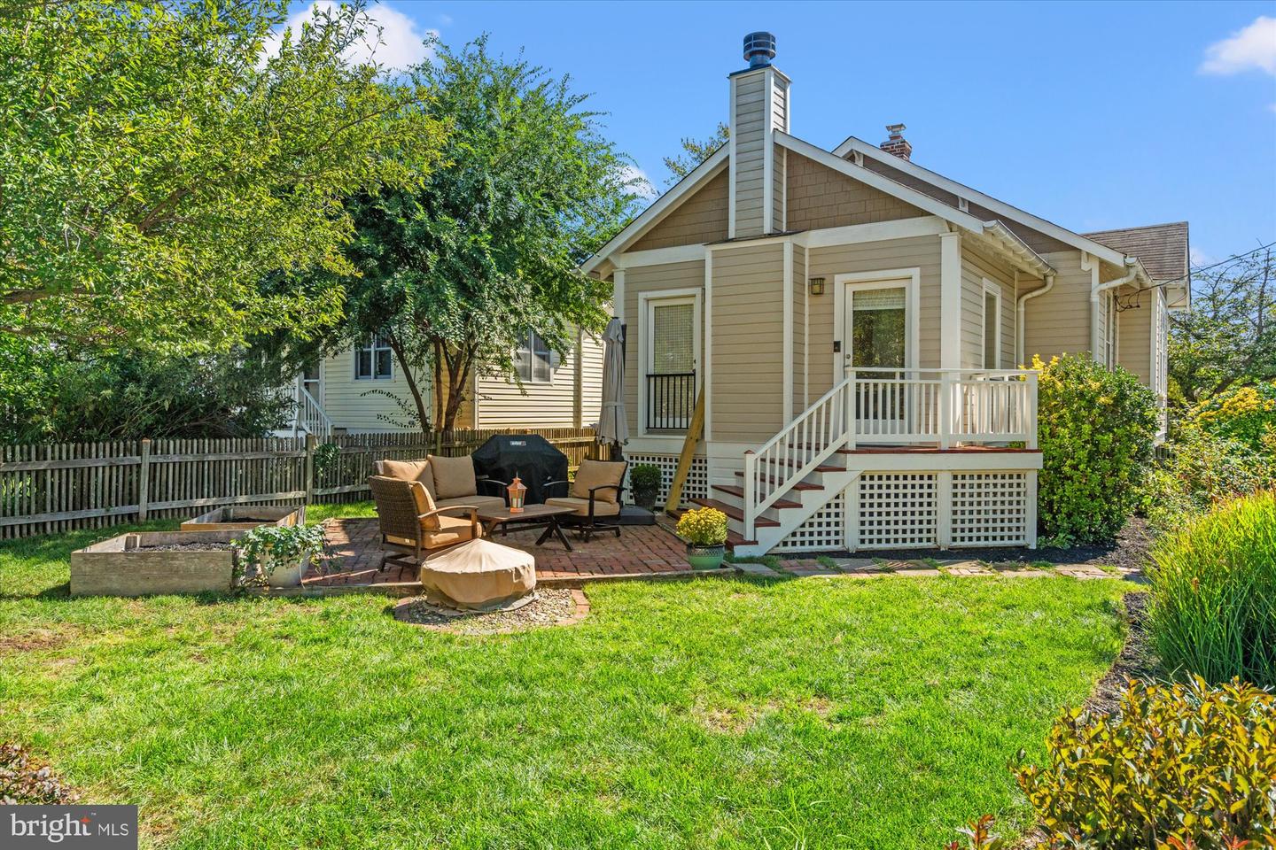 100 E CUSTIS AVE, ALEXANDRIA, Virginia 22301, 2 Bedrooms Bedrooms, ,2 BathroomsBathrooms,Residential,For sale,100 E CUSTIS AVE,VAAX2050664 MLS # VAAX2050664