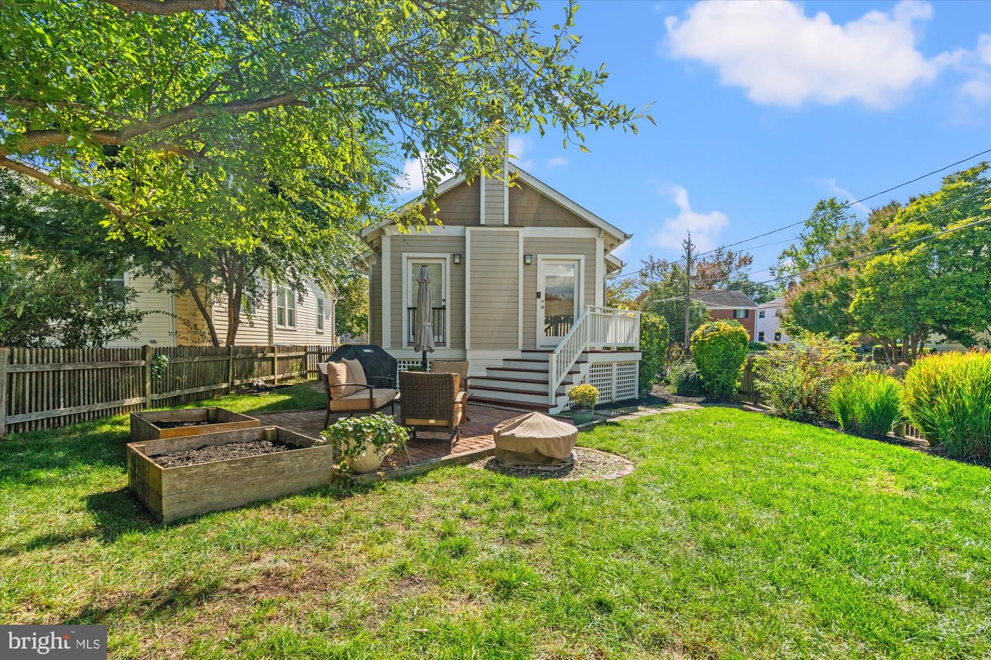 100 E CUSTIS AVE, ALEXANDRIA, Virginia 22301, 2 Bedrooms Bedrooms, ,2 BathroomsBathrooms,Residential,For sale,100 E CUSTIS AVE,VAAX2050664 MLS # VAAX2050664