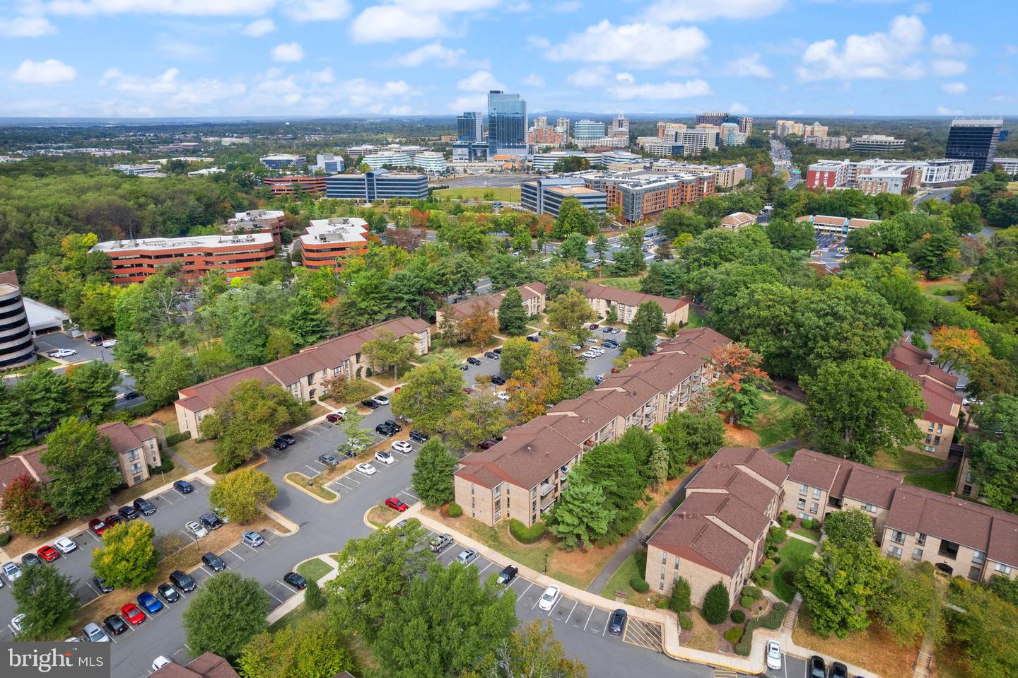 2042 ROYAL FERN CT #1B, RESTON, Virginia 20191, 2 Bedrooms Bedrooms, ,1 BathroomBathrooms,Residential,For sale,2042 ROYAL FERN CT #1B,VAFX2273432 MLS # VAFX2273432