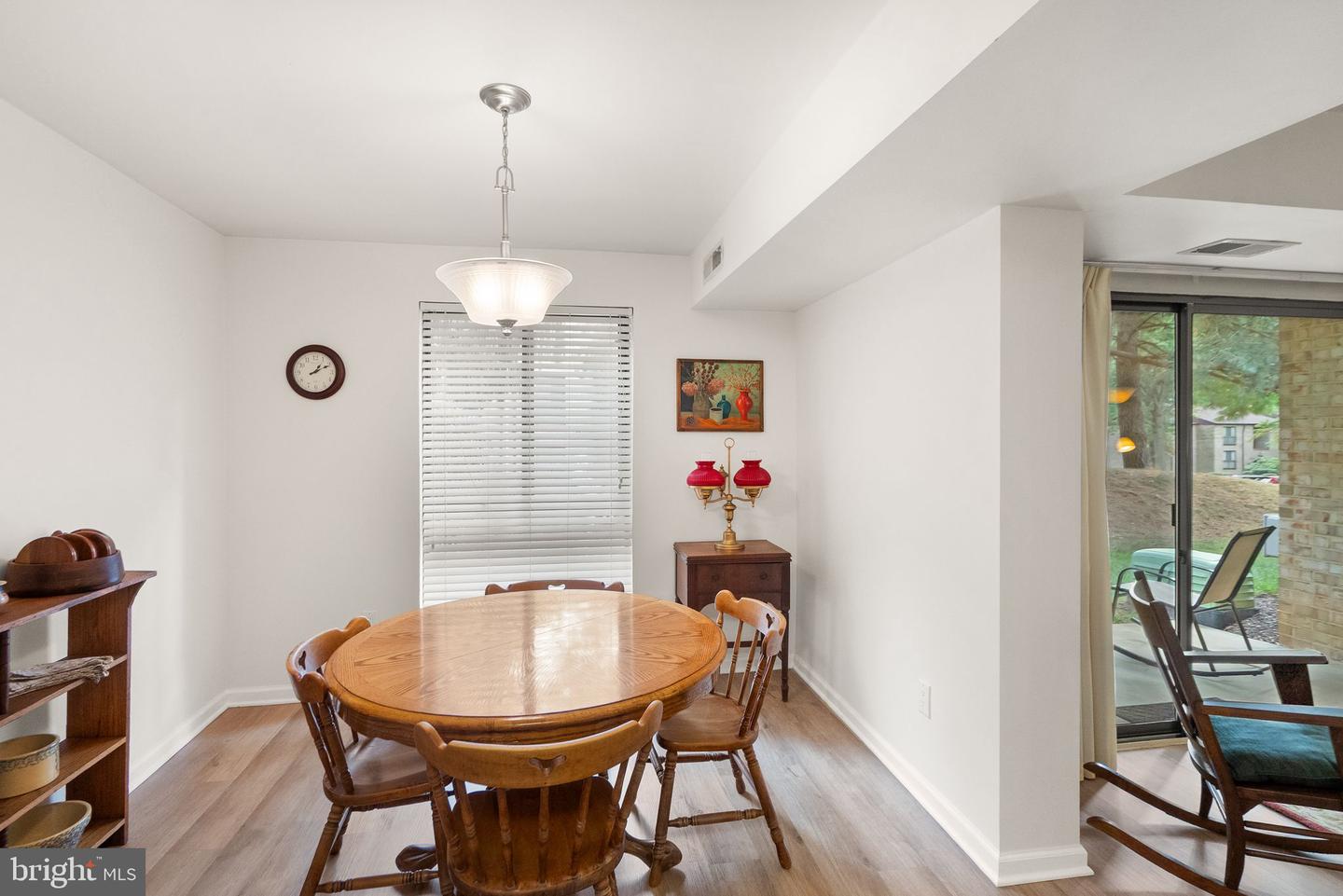2042 ROYAL FERN CT #1B, RESTON, Virginia 20191, 2 Bedrooms Bedrooms, ,1 BathroomBathrooms,Residential,For sale,2042 ROYAL FERN CT #1B,VAFX2273432 MLS # VAFX2273432