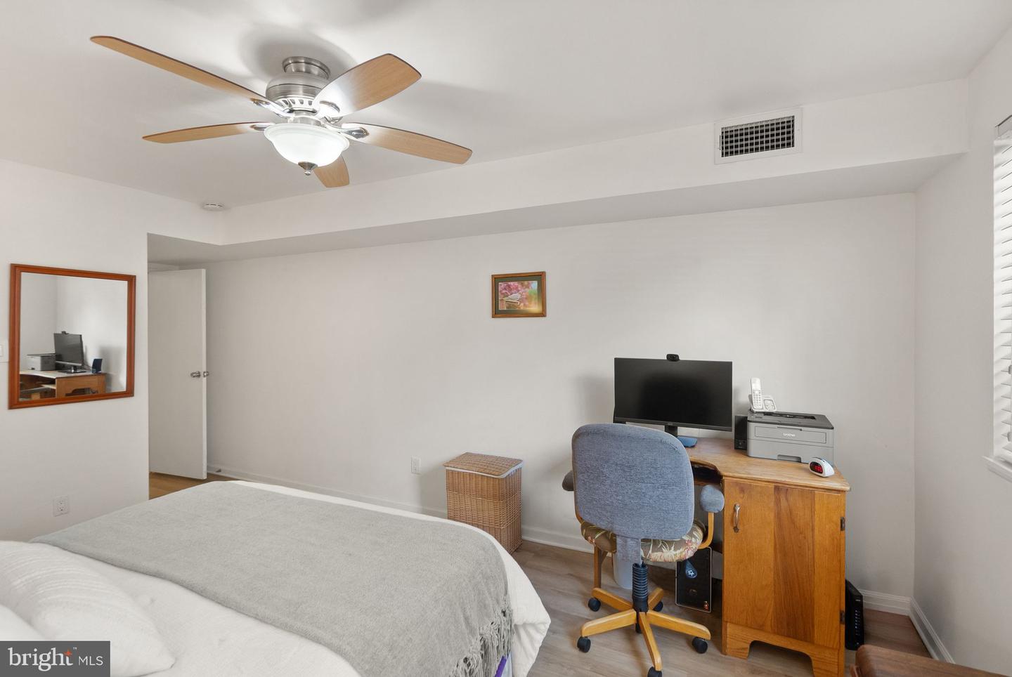 2042 ROYAL FERN CT #1B, RESTON, Virginia 20191, 2 Bedrooms Bedrooms, ,1 BathroomBathrooms,Residential,For sale,2042 ROYAL FERN CT #1B,VAFX2273432 MLS # VAFX2273432