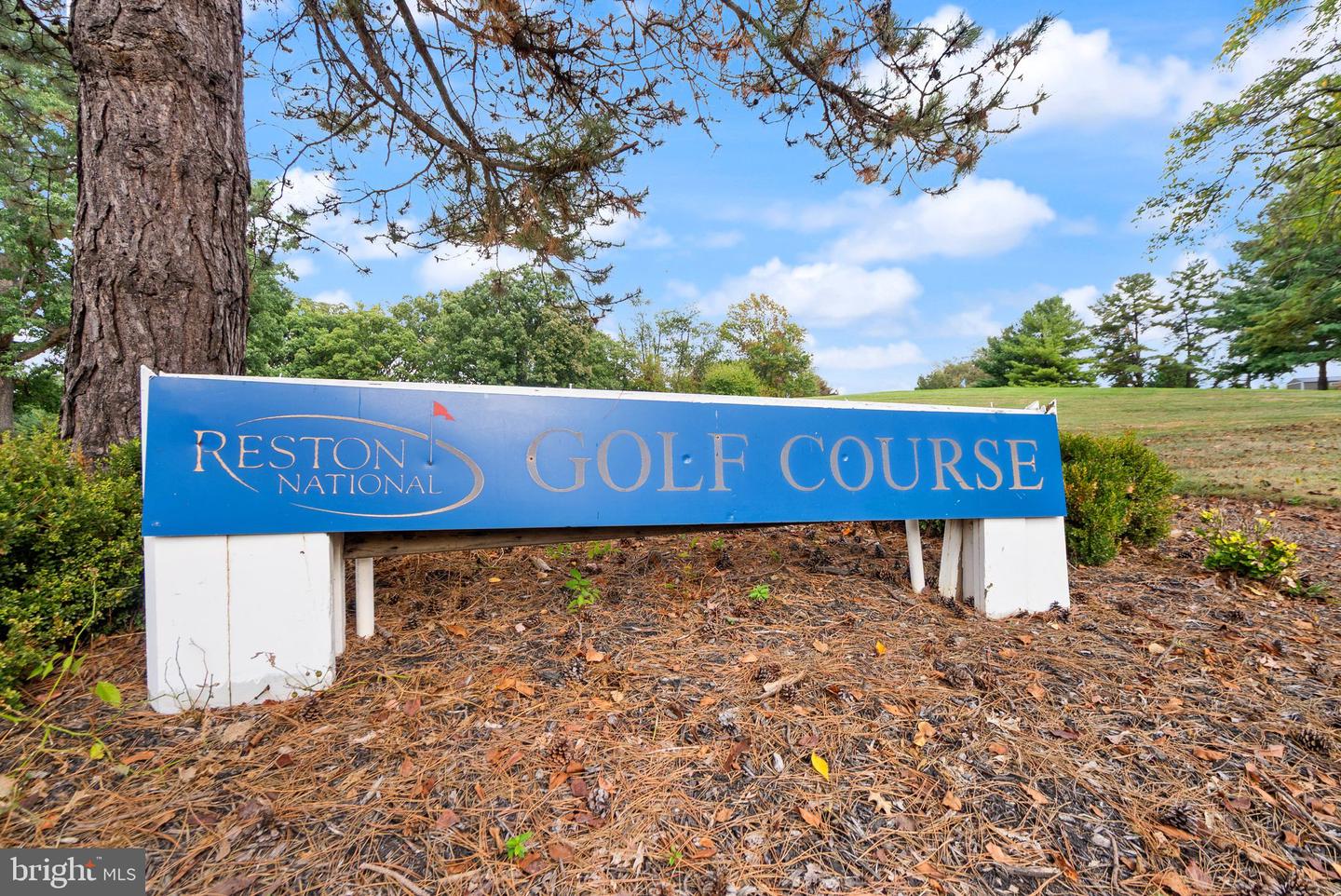 2042 ROYAL FERN CT #1B, RESTON, Virginia 20191, 2 Bedrooms Bedrooms, ,1 BathroomBathrooms,Residential,For sale,2042 ROYAL FERN CT #1B,VAFX2273432 MLS # VAFX2273432