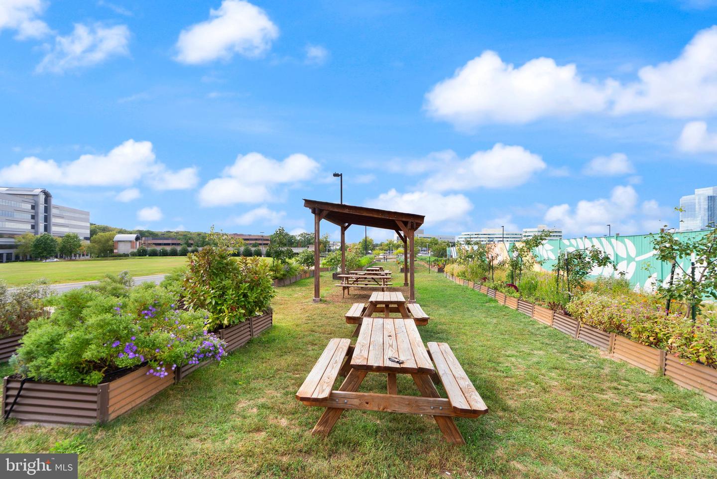 2042 ROYAL FERN CT #1B, RESTON, Virginia 20191, 2 Bedrooms Bedrooms, ,1 BathroomBathrooms,Residential,For sale,2042 ROYAL FERN CT #1B,VAFX2273432 MLS # VAFX2273432 2042 ROYAL FERN CT #1B, RESTON, Virginia 20191, 2 Bedrooms Bedrooms, ,1 BathroomBathrooms,Residential,For sale,2042 ROYAL FERN CT #1B,VAFX2273432 MLS # VAFX2273432