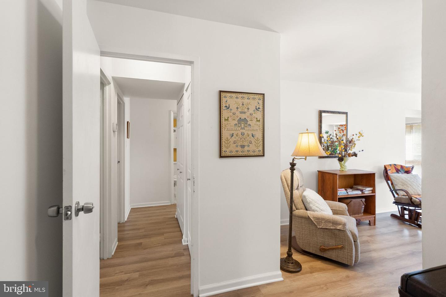 2042 ROYAL FERN CT #1B, RESTON, Virginia 20191, 2 Bedrooms Bedrooms, ,1 BathroomBathrooms,Residential,For sale,2042 ROYAL FERN CT #1B,VAFX2273432 MLS # VAFX2273432