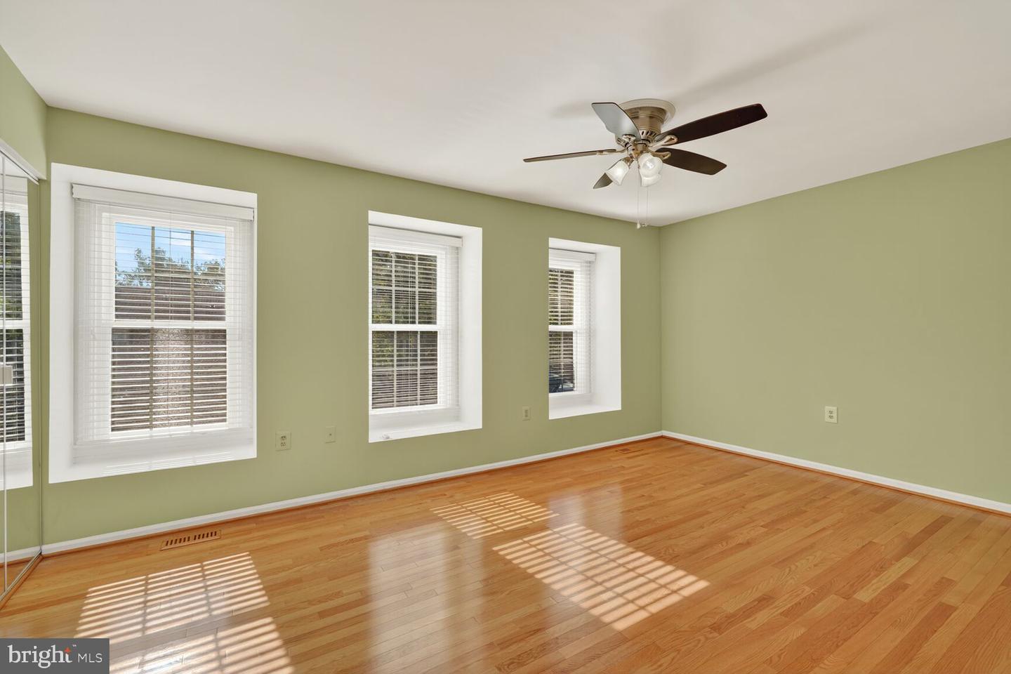 5654 RIDGE VIEW DR, ALEXANDRIA, Virginia 22310, 3 Bedrooms Bedrooms, ,2 BathroomsBathrooms,Residential,For sale,5654 RIDGE VIEW DR,VAFX2273460 MLS # VAFX2273460