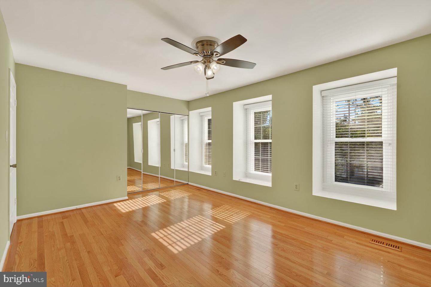 5654 RIDGE VIEW DR, ALEXANDRIA, Virginia 22310, 3 Bedrooms Bedrooms, ,2 BathroomsBathrooms,Residential,For sale,5654 RIDGE VIEW DR,VAFX2273460 MLS # VAFX2273460