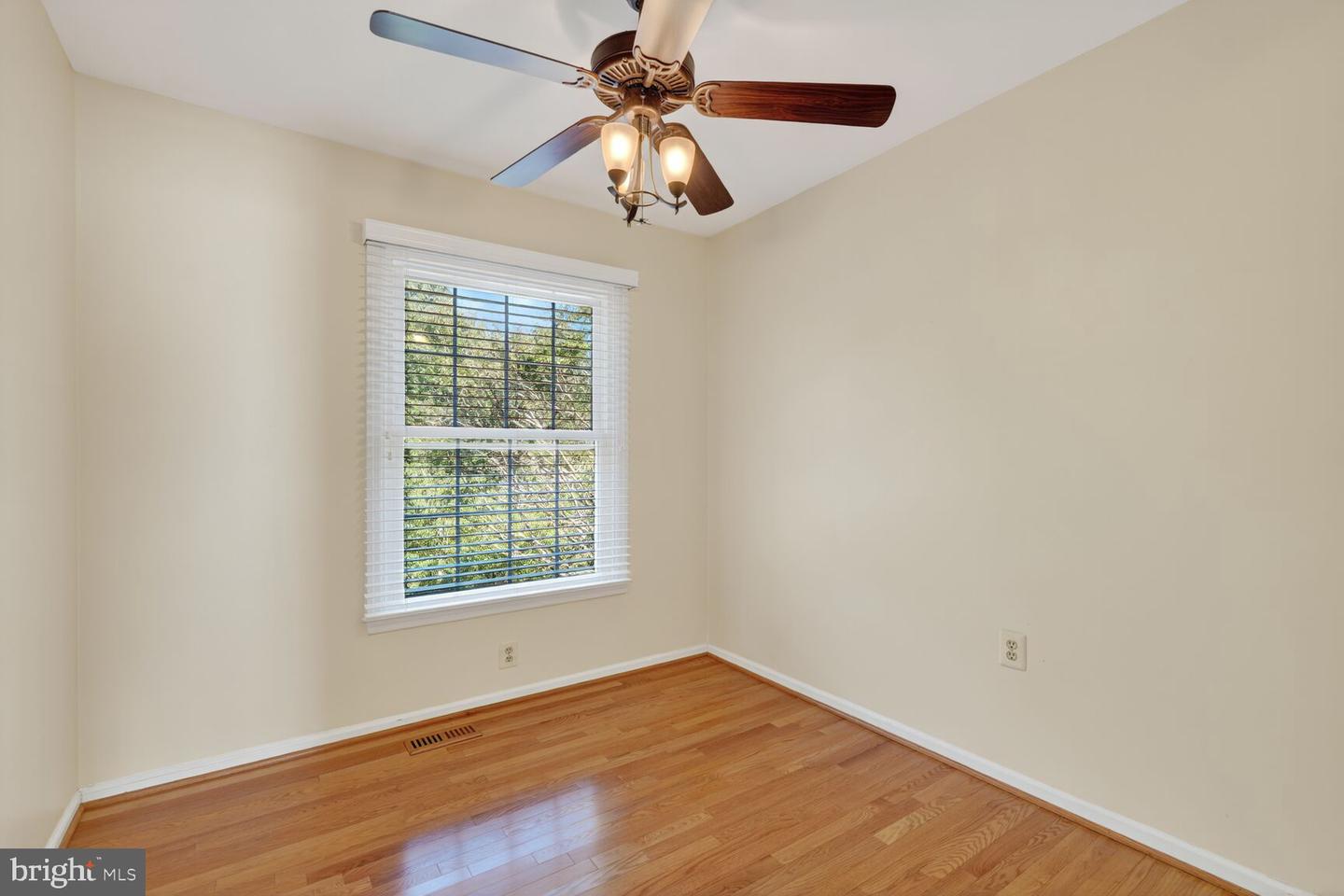 5654 RIDGE VIEW DR, ALEXANDRIA, Virginia 22310, 3 Bedrooms Bedrooms, ,2 BathroomsBathrooms,Residential,For sale,5654 RIDGE VIEW DR,VAFX2273460 MLS # VAFX2273460
