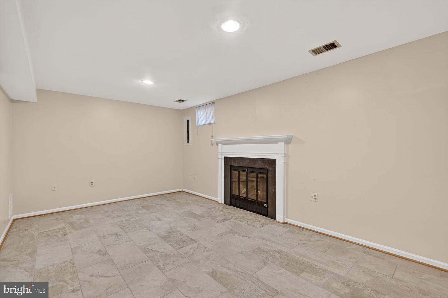 5654 RIDGE VIEW DR, ALEXANDRIA, Virginia 22310, 3 Bedrooms Bedrooms, ,2 BathroomsBathrooms,Residential,For sale,5654 RIDGE VIEW DR,VAFX2273460 MLS # VAFX2273460