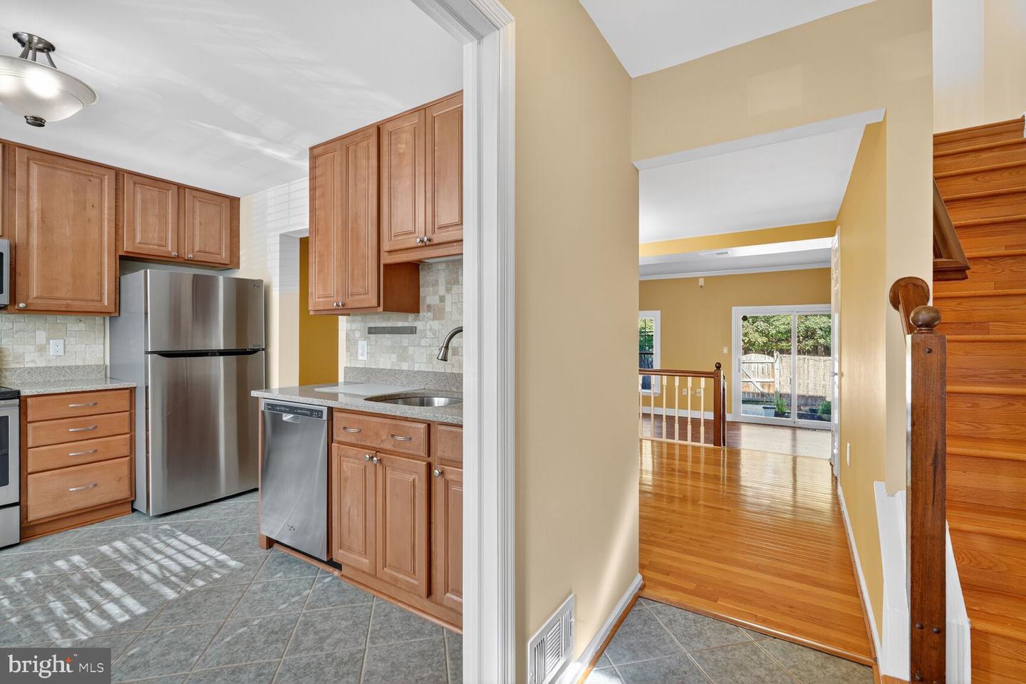 5654 RIDGE VIEW DR, ALEXANDRIA, Virginia 22310, 3 Bedrooms Bedrooms, ,2 BathroomsBathrooms,Residential,For sale,5654 RIDGE VIEW DR,VAFX2273460 MLS # VAFX2273460