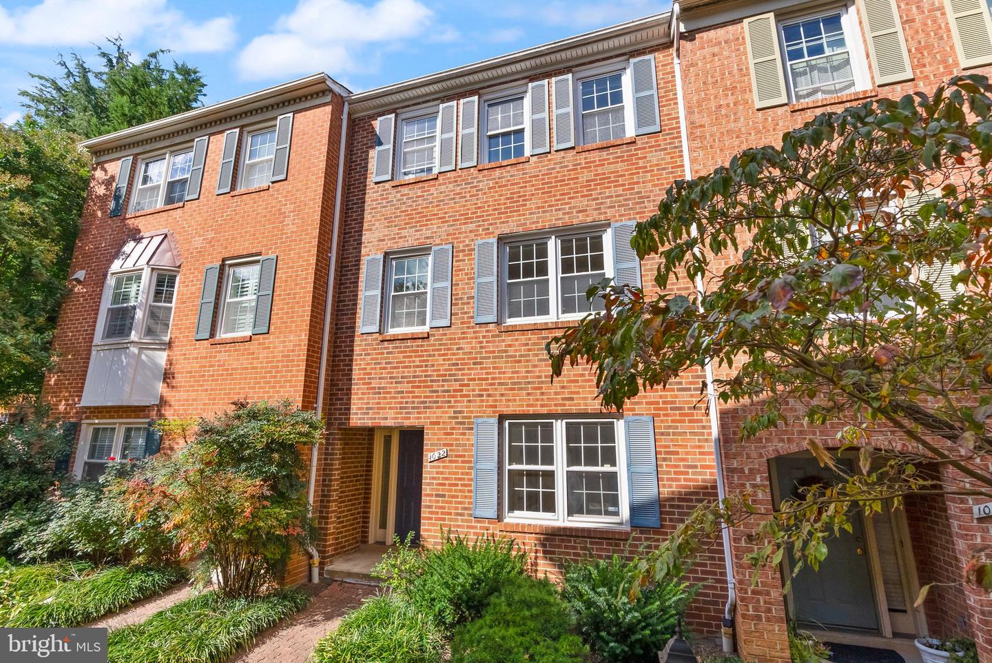 1022 N CLEVELAND ST, ARLINGTON, Virginia 22201, 3 Bedrooms Bedrooms, ,3 BathroomsBathrooms,Residential,For sale,1022 N CLEVELAND ST,VAAR2064742 MLS # VAAR2064742