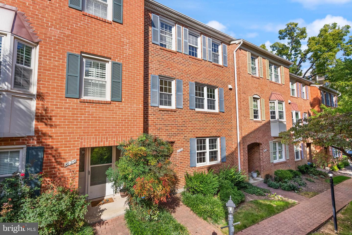 1022 N CLEVELAND ST, ARLINGTON, Virginia 22201, 3 Bedrooms Bedrooms, ,3 BathroomsBathrooms,Residential,For sale,1022 N CLEVELAND ST,VAAR2064742 MLS # VAAR2064742