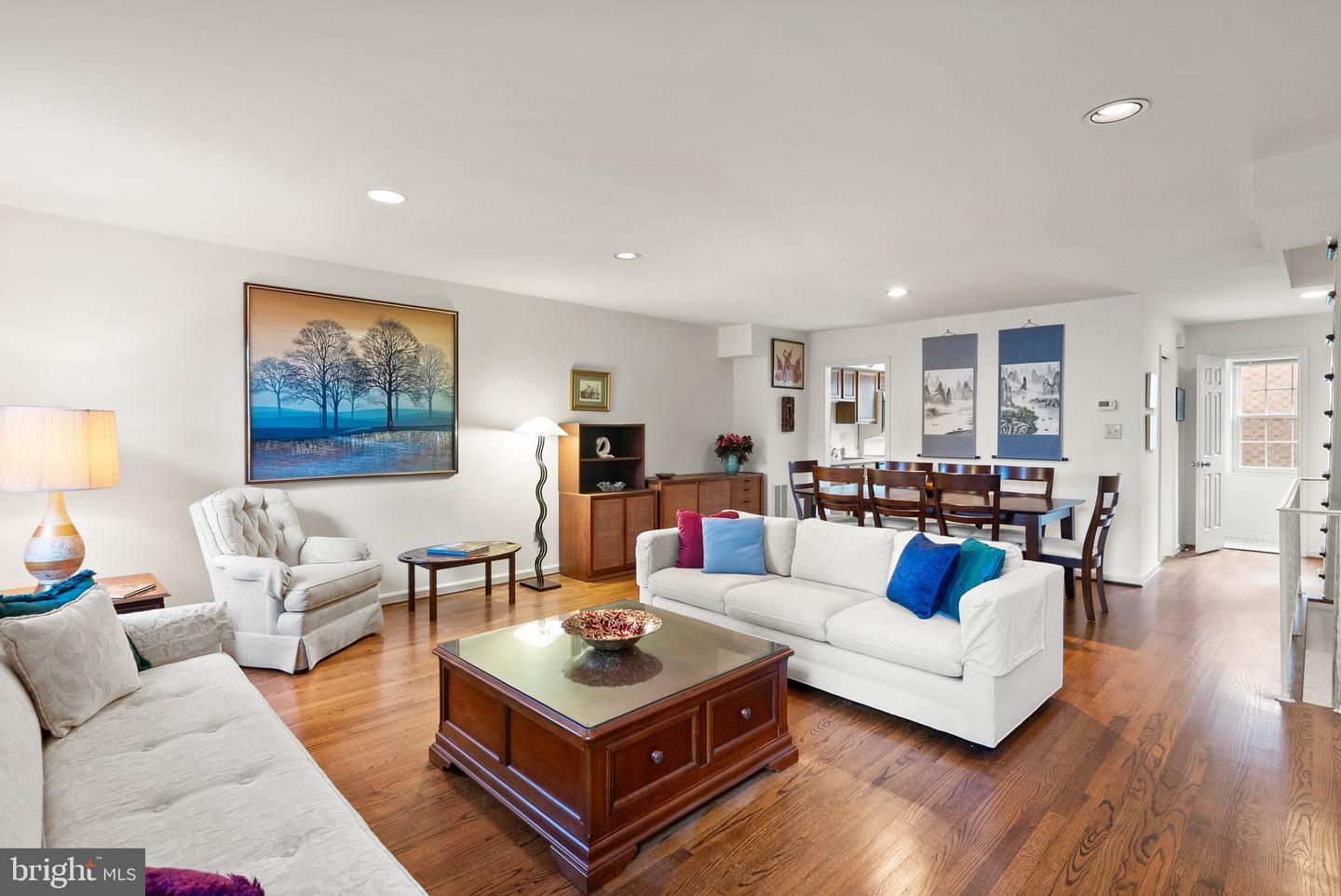 1022 N CLEVELAND ST, ARLINGTON, Virginia 22201, 3 Bedrooms Bedrooms, ,3 BathroomsBathrooms,Residential,For sale,1022 N CLEVELAND ST,VAAR2064742 MLS # VAAR2064742