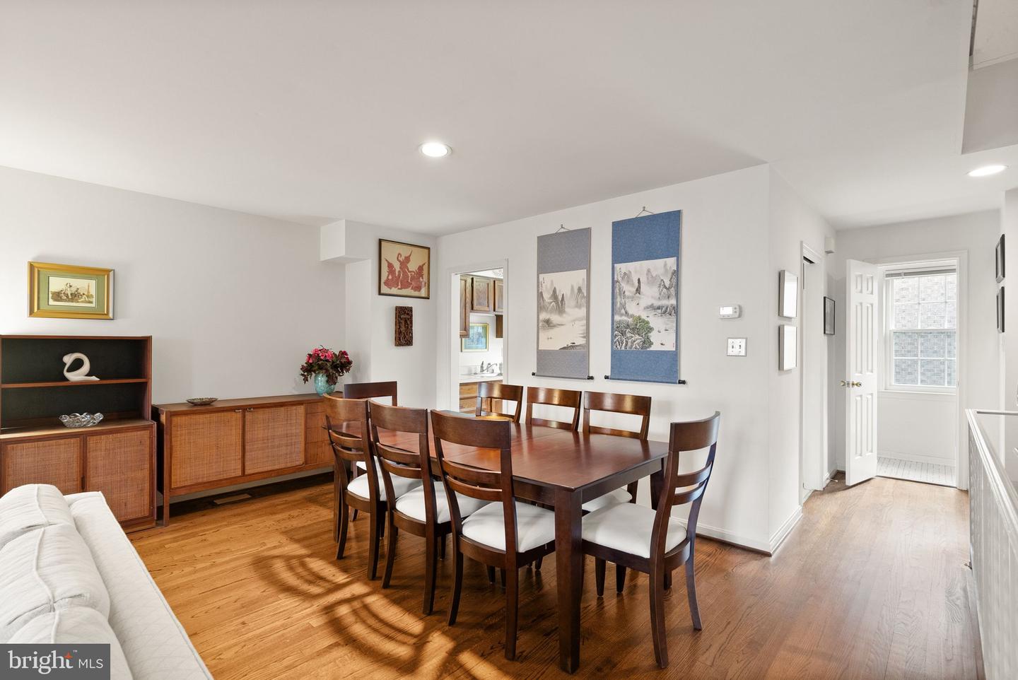 1022 N CLEVELAND ST, ARLINGTON, Virginia 22201, 3 Bedrooms Bedrooms, ,3 BathroomsBathrooms,Residential,For sale,1022 N CLEVELAND ST,VAAR2064742 MLS # VAAR2064742