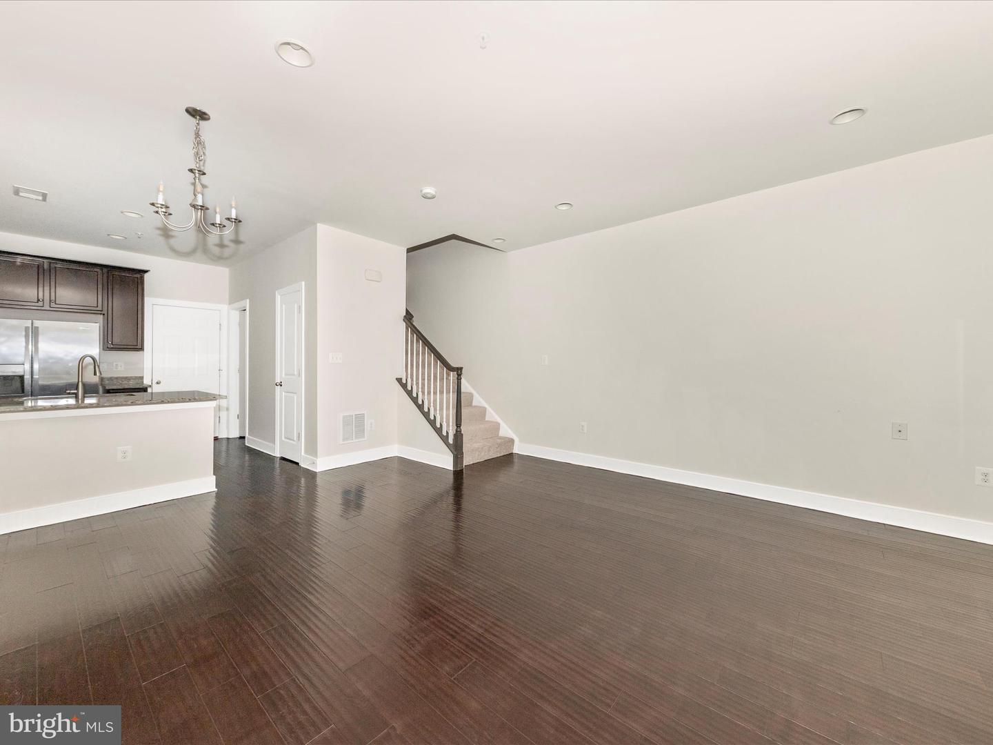44033 ETNA TER, CHANTILLY, Virginia 20152, 3 Bedrooms Bedrooms, ,2 BathroomsBathrooms,Residential,For sale,44033 ETNA TER,VALO2108548 MLS # VALO2108548