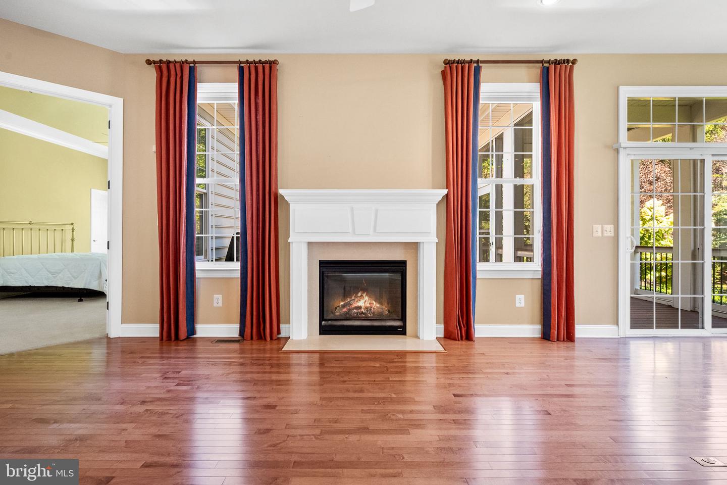15266 FOG MOUNTAIN CIR, HAYMARKET, Virginia 20169, 2 Bedrooms Bedrooms, ,3 BathroomsBathrooms,Residential,For sale,15266 FOG MOUNTAIN CIR,VAPW2105558 MLS # VAPW2105558