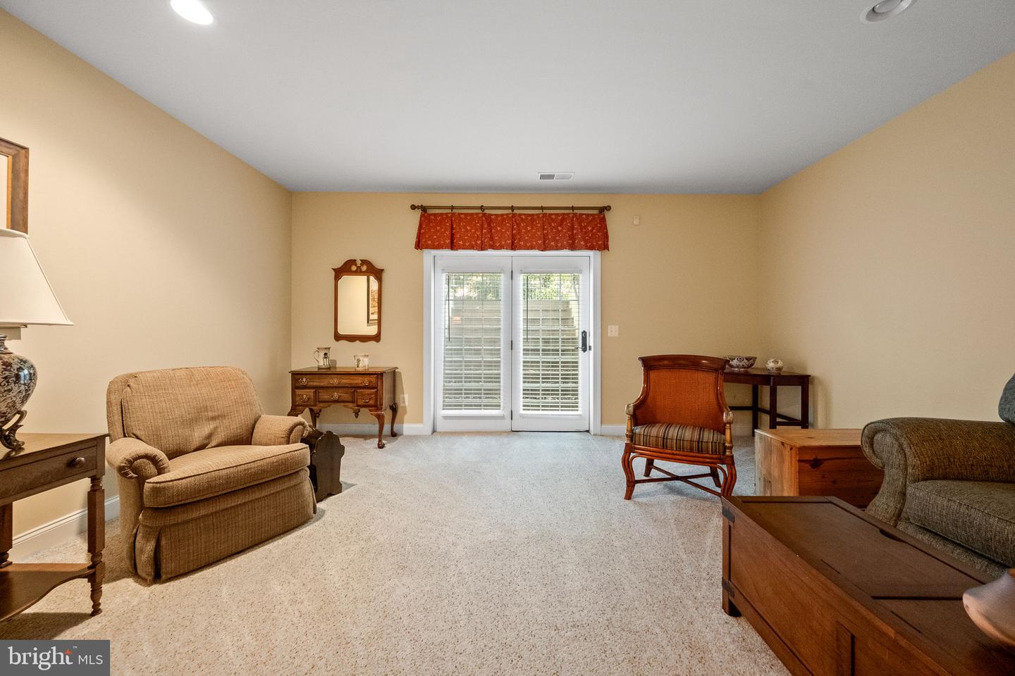 15266 FOG MOUNTAIN CIR, HAYMARKET, Virginia 20169, 2 Bedrooms Bedrooms, ,3 BathroomsBathrooms,Residential,For sale,15266 FOG MOUNTAIN CIR,VAPW2105558 MLS # VAPW2105558