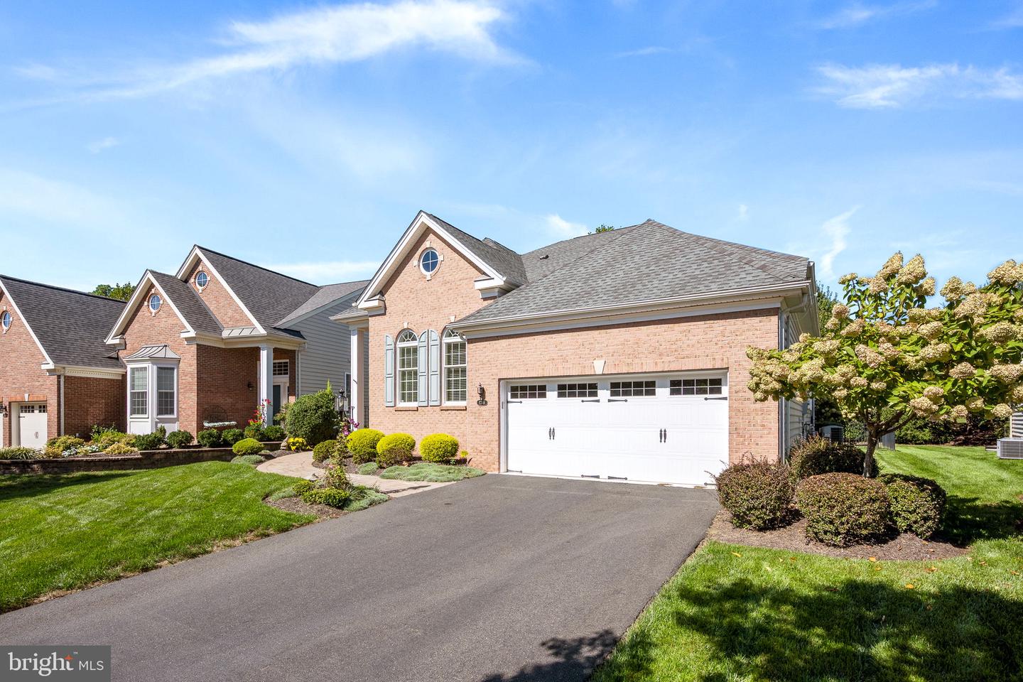 15266 FOG MOUNTAIN CIR, HAYMARKET, Virginia 20169, 2 Bedrooms Bedrooms, ,3 BathroomsBathrooms,Residential,For sale,15266 FOG MOUNTAIN CIR,VAPW2105558 MLS # VAPW2105558