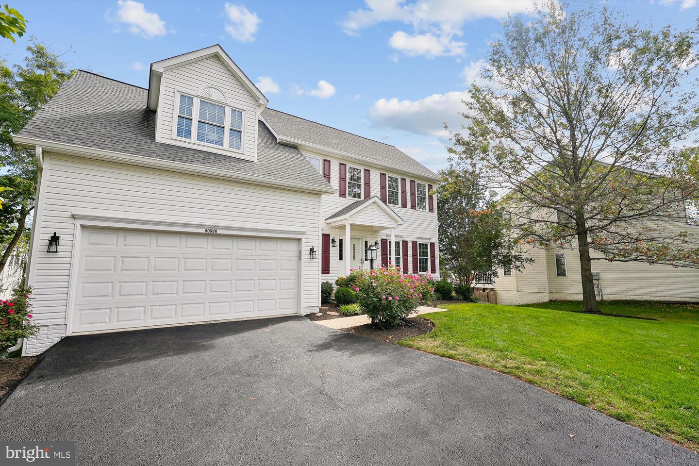 20538 COURIER RIDGE PL, ASHBURN, Virginia 20147, 4 Bedrooms Bedrooms, ,3 BathroomsBathrooms,Residential,For sale,20538 COURIER RIDGE PL,VALO2108428 MLS # VALO2108428