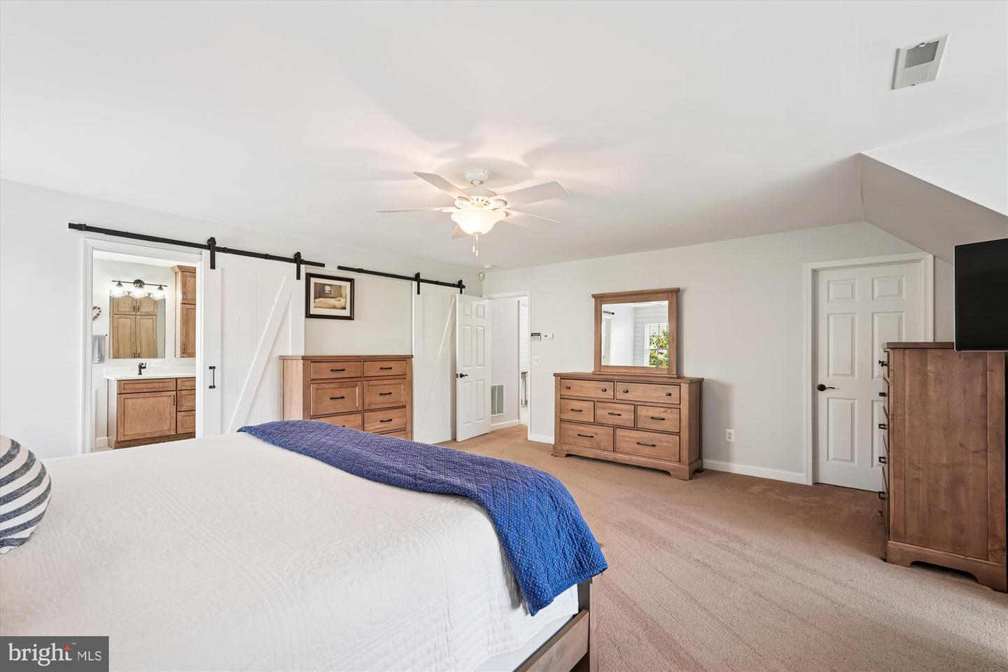 20538 COURIER RIDGE PL, ASHBURN, Virginia 20147, 4 Bedrooms Bedrooms, ,3 BathroomsBathrooms,Residential,For sale,20538 COURIER RIDGE PL,VALO2108428 MLS # VALO2108428