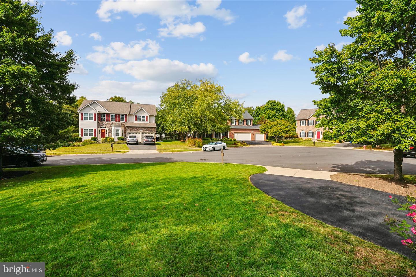20538 COURIER RIDGE PL, ASHBURN, Virginia 20147, 4 Bedrooms Bedrooms, ,3 BathroomsBathrooms,Residential,For sale,20538 COURIER RIDGE PL,VALO2108428 MLS # VALO2108428