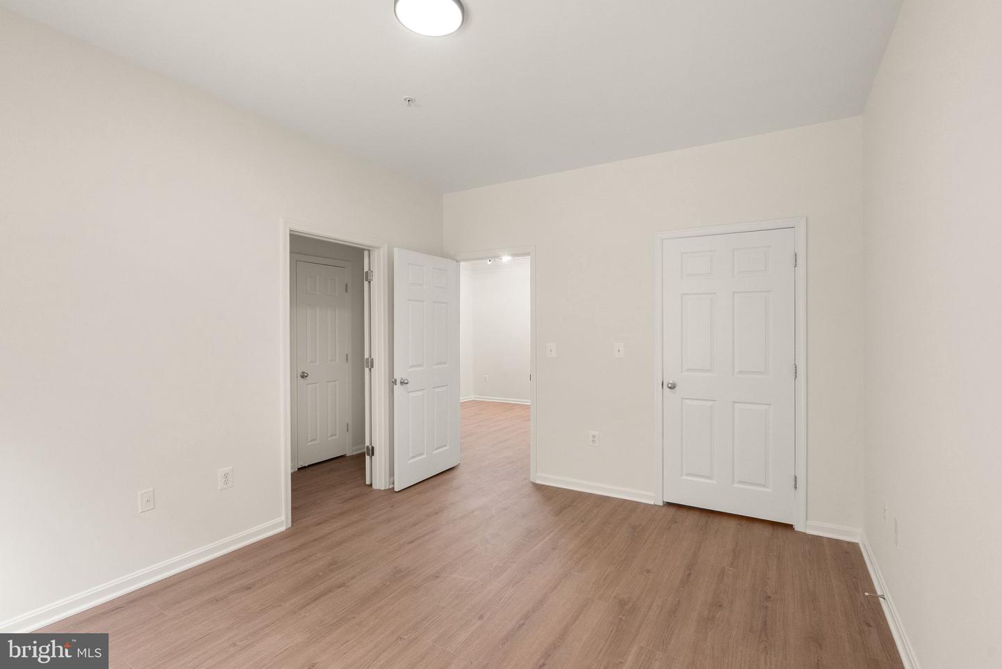 4860 EISENHOWER AVE #180, ALEXANDRIA, Virginia 22304, 1 Bedroom Bedrooms, ,1 BathroomBathrooms,Residential,For sale,4860 EISENHOWER AVE #180,VAAX2050632 MLS # VAAX2050632 4860 EISENHOWER AVE #180, ALEXANDRIA, Virginia 22304, 1 Bedroom Bedrooms, ,1 BathroomBathrooms,Residential,For sale,4860 EISENHOWER AVE #180,VAAX2050632 MLS # VAAX2050632