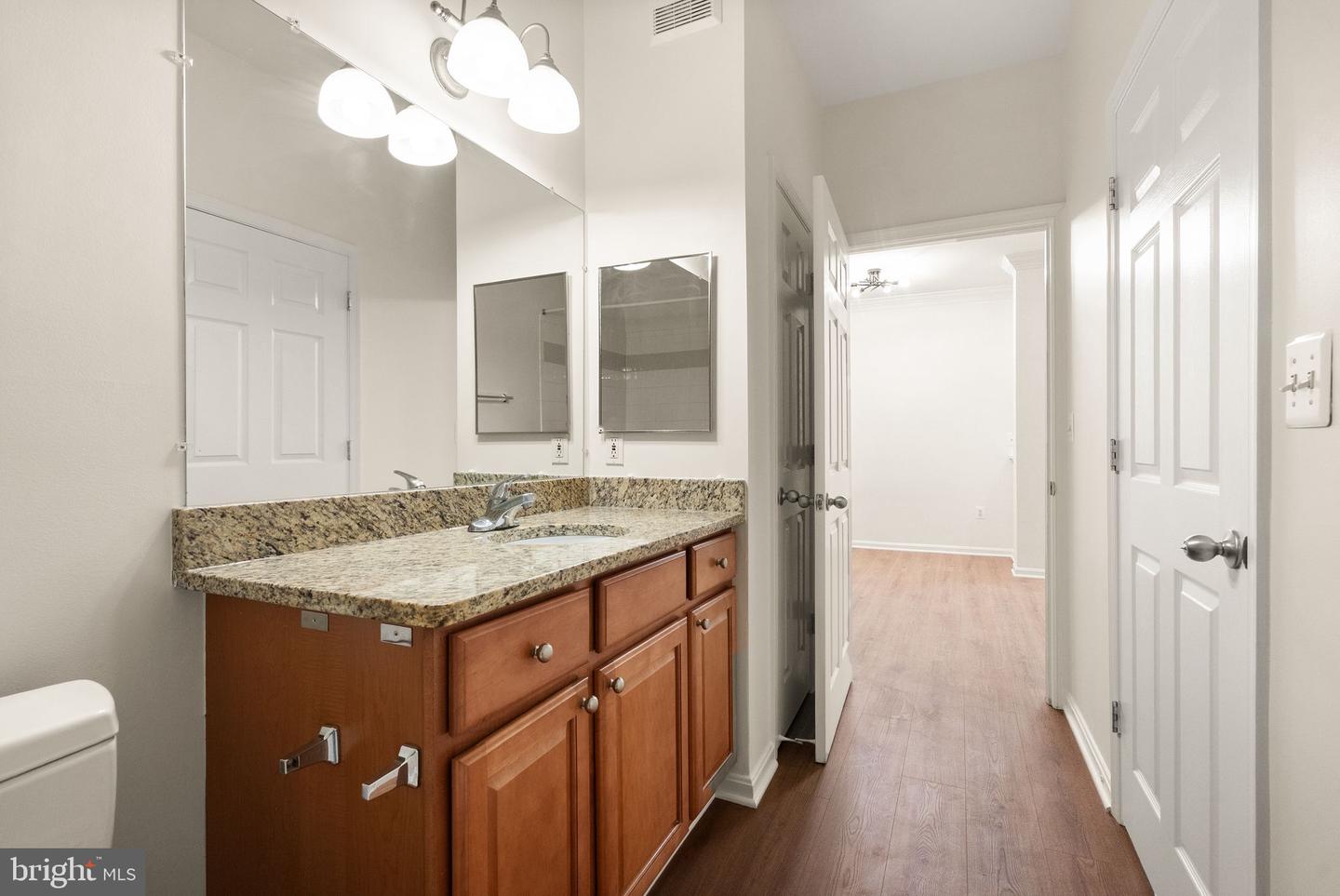 4860 EISENHOWER AVE #180, ALEXANDRIA, Virginia 22304, 1 Bedroom Bedrooms, ,1 BathroomBathrooms,Residential,For sale,4860 EISENHOWER AVE #180,VAAX2050632 MLS # VAAX2050632 4860 EISENHOWER AVE #180, ALEXANDRIA, Virginia 22304, 1 Bedroom Bedrooms, ,1 BathroomBathrooms,Residential,For sale,4860 EISENHOWER AVE #180,VAAX2050632 MLS # VAAX2050632