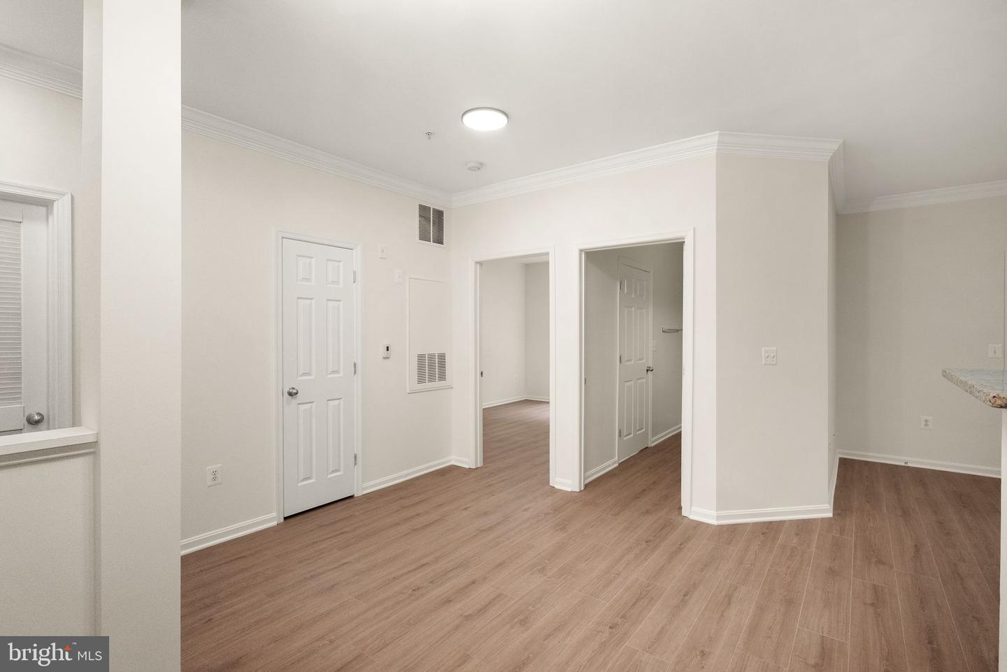 4860 EISENHOWER AVE #180, ALEXANDRIA, Virginia 22304, 1 Bedroom Bedrooms, ,1 BathroomBathrooms,Residential,For sale,4860 EISENHOWER AVE #180,VAAX2050632 MLS # VAAX2050632 4860 EISENHOWER AVE #180, ALEXANDRIA, Virginia 22304, 1 Bedroom Bedrooms, ,1 BathroomBathrooms,Residential,For sale,4860 EISENHOWER AVE #180,VAAX2050632 MLS # VAAX2050632