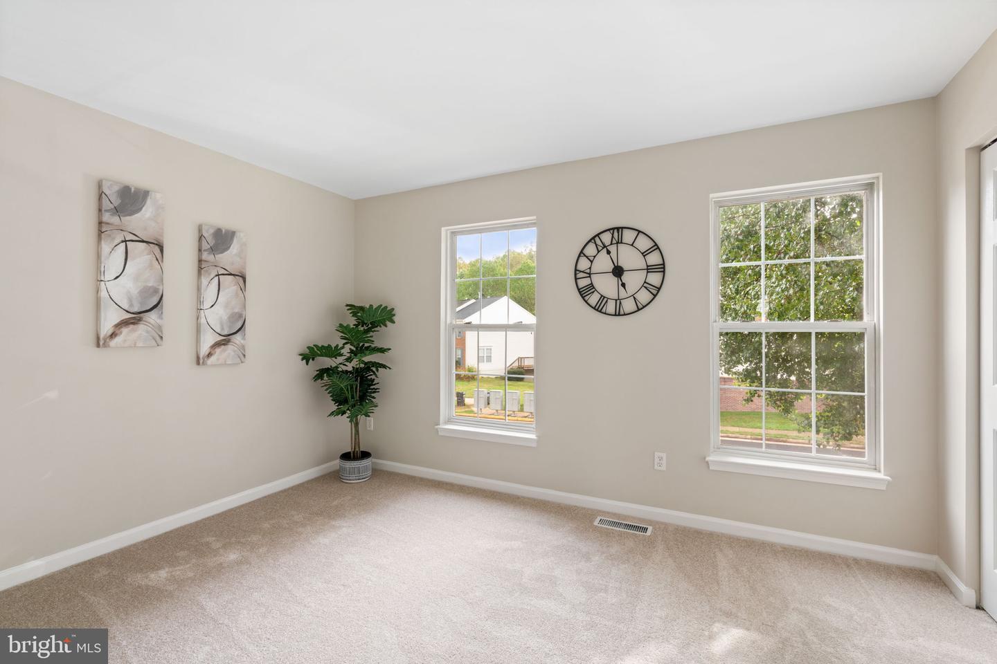 15640 THREE OTTERS PL, MANASSAS, Virginia 20112, 3 Bedrooms Bedrooms, ,2 BathroomsBathrooms,Residential,For sale,15640 THREE OTTERS PL,VAPW2105584 MLS # VAPW2105584