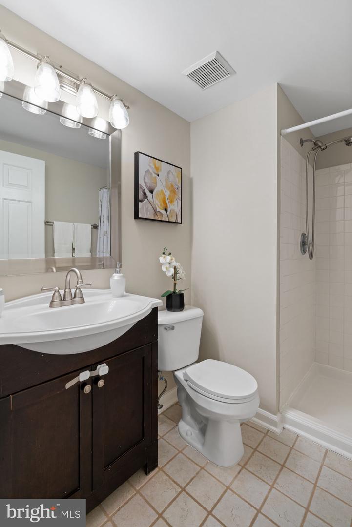 15640 THREE OTTERS PL, MANASSAS, Virginia 20112, 3 Bedrooms Bedrooms, ,2 BathroomsBathrooms,Residential,For sale,15640 THREE OTTERS PL,VAPW2105584 MLS # VAPW2105584