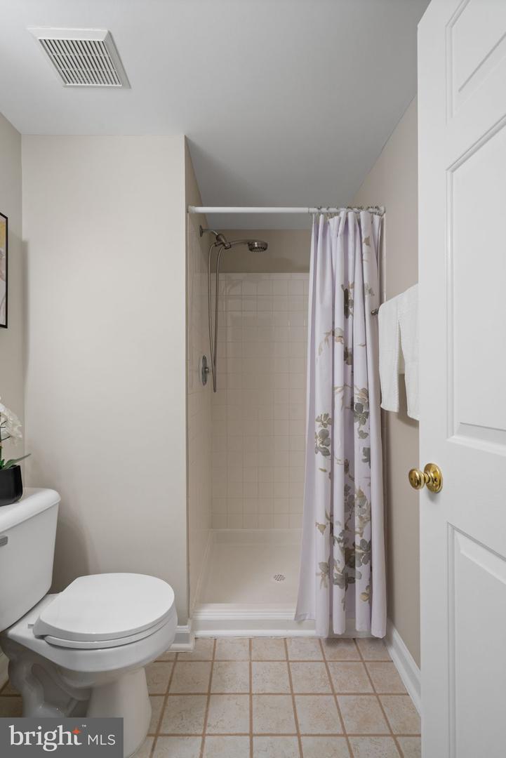15640 THREE OTTERS PL, MANASSAS, Virginia 20112, 3 Bedrooms Bedrooms, ,2 BathroomsBathrooms,Residential,For sale,15640 THREE OTTERS PL,VAPW2105584 MLS # VAPW2105584