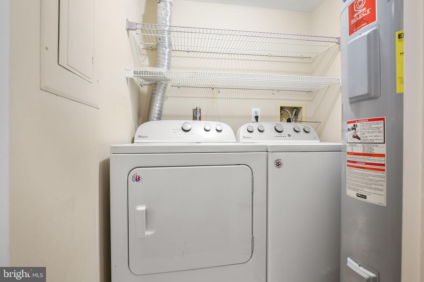 12309 ASHMONT CT #203, WOODBRIDGE, Virginia 22192, 2 Bedrooms Bedrooms, ,2 BathroomsBathrooms,Residential,For sale,12309 ASHMONT CT #203,VAPW2105594 MLS # VAPW2105594