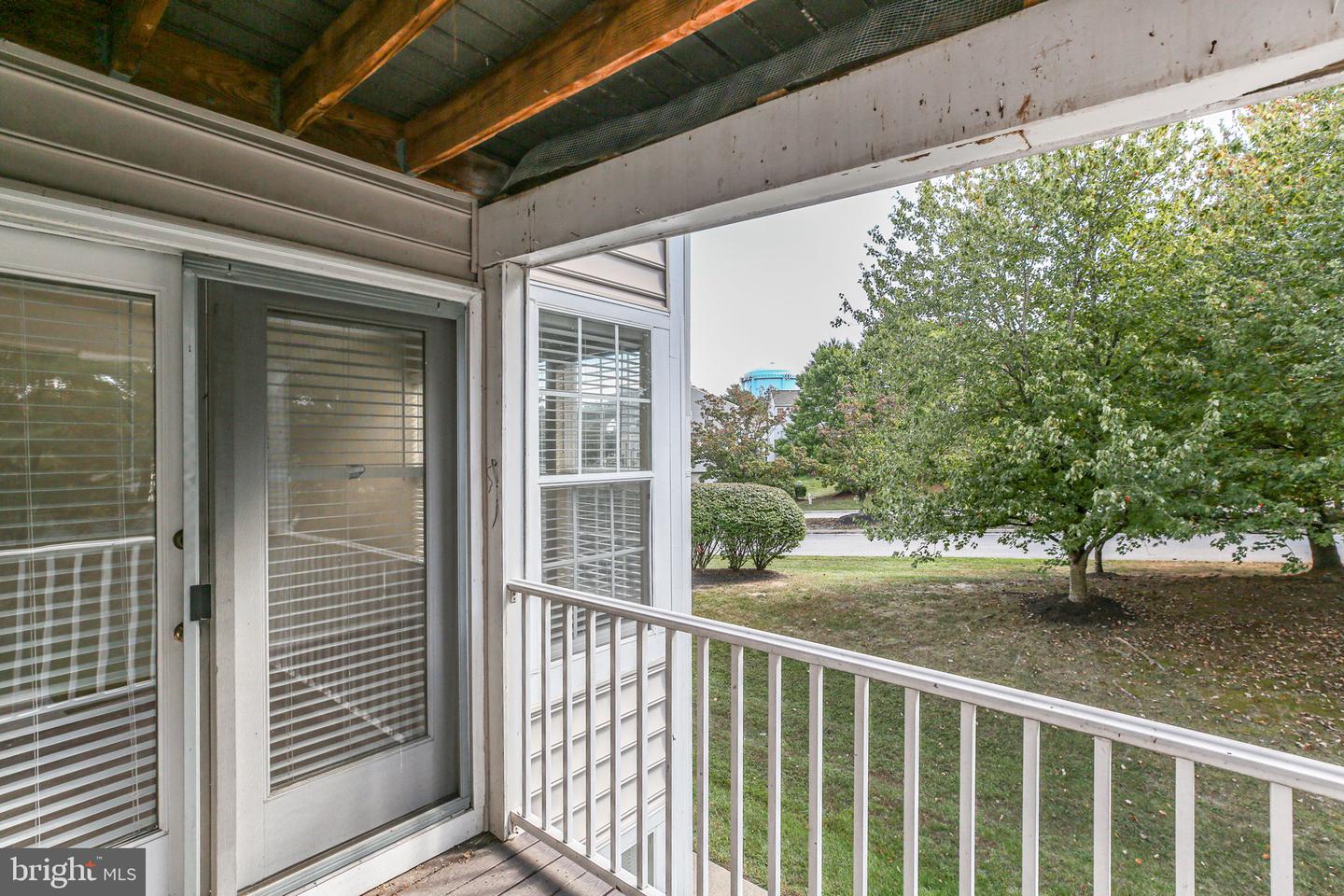 12309 ASHMONT CT #203, WOODBRIDGE, Virginia 22192, 2 Bedrooms Bedrooms, ,2 BathroomsBathrooms,Residential,For sale,12309 ASHMONT CT #203,VAPW2105594 MLS # VAPW2105594